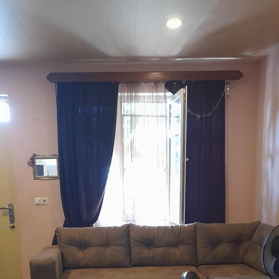 Historical Apartment In City Center Tbilisi Bagian luar foto
